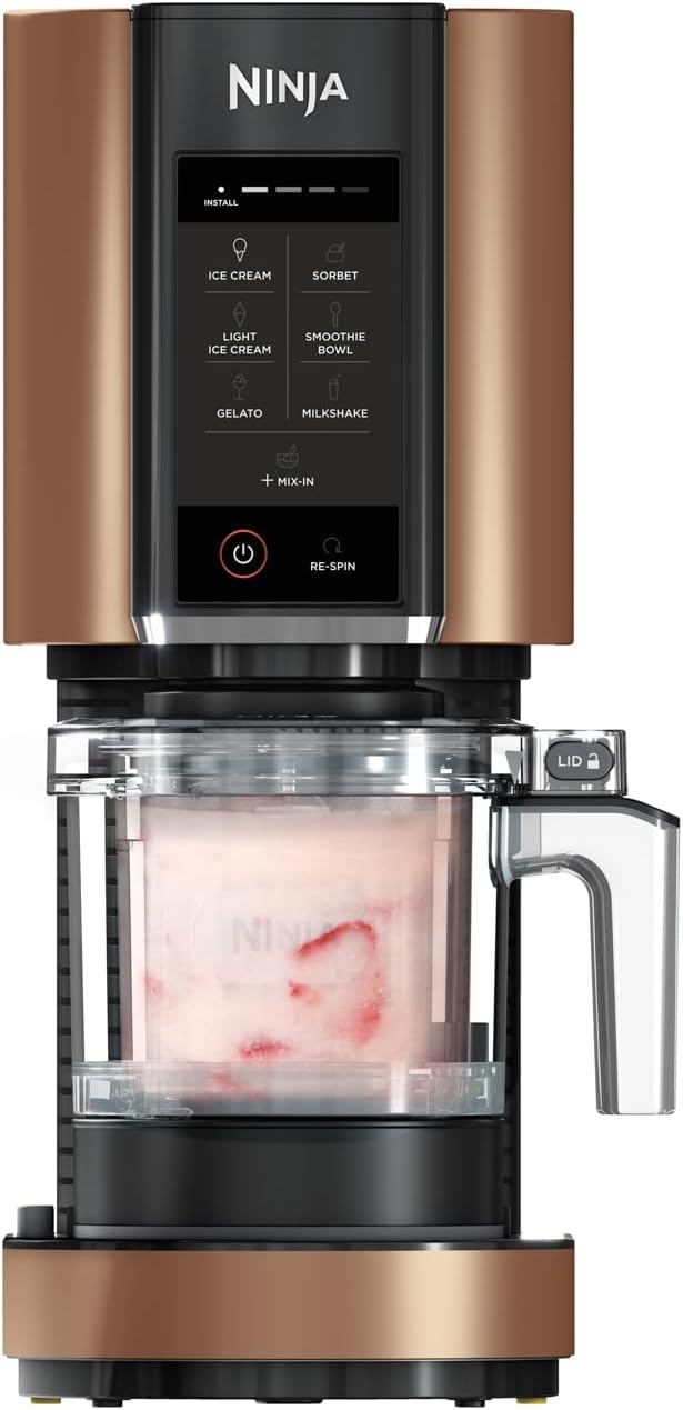 Ninja CREAMi Eismaschine & Frozen Dessert Maker mit 3 Behältern, 7 Programmen, macht Eiscreme, Gelato, Sorbet, Smoothie Bowl, Milchshakes und mehr, macht 1,4 L Eiscreme, Schwarz & Kupfer, NC300EUCP