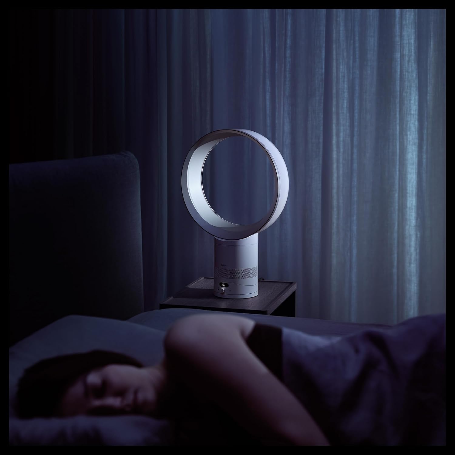 Dyson Cool™ CF1 Tischventilator, Weiß/Silber – Leise & Leistungsstarke Kühlung mit Air Multiplier™ Technologie, MyDyson™ App-Steuerung, Schlafmodus, Energieeffizient