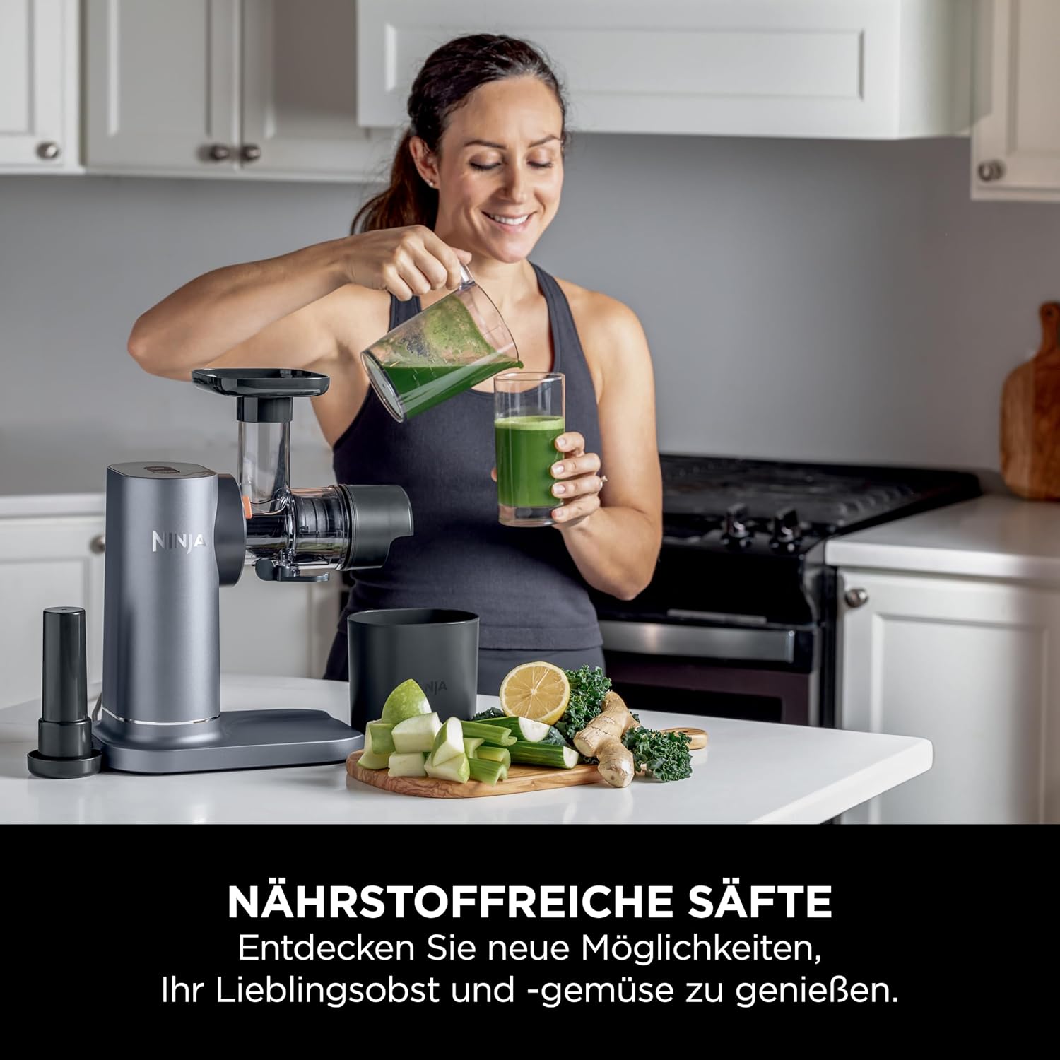 Ninja Cold Press Juicer Vegetable and Fruit with 700ml Cup & 1.1L Pulp Container, for Fresh Juices, Drinks & Wellness Shots, Compact, Dishwasher Safe & Removable Parts, Grey JC151EU