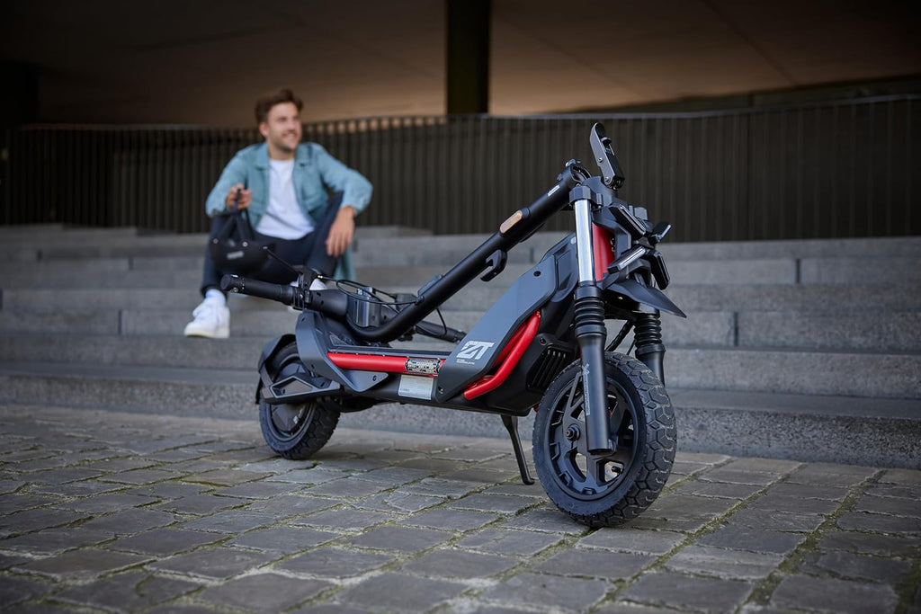 Segway ZT3 Pro D, E-Scooter mit Deutscher Straßenzulassung, 70 km Eco Modus Reichweite, 56km im Sport Modus, Vollfederung, 120 kg Tragkraft, 25% Steigung, Offroad-Reifen, Apple Find My, wasserfest
